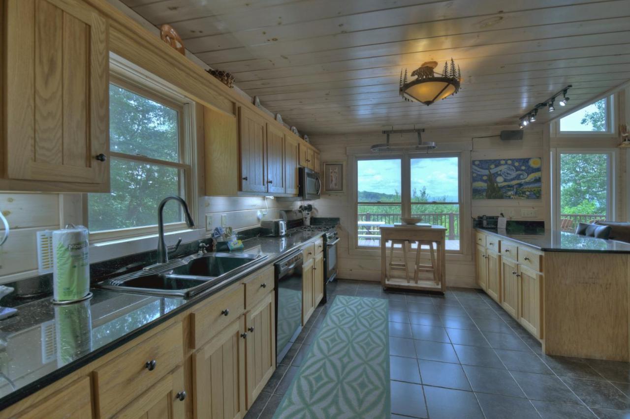 Champagne Chalet - Cuddleup Vila Morganton Exterior foto