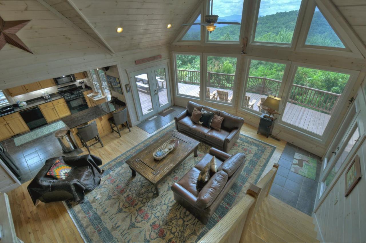 Champagne Chalet - Cuddleup Vila Morganton Exterior foto